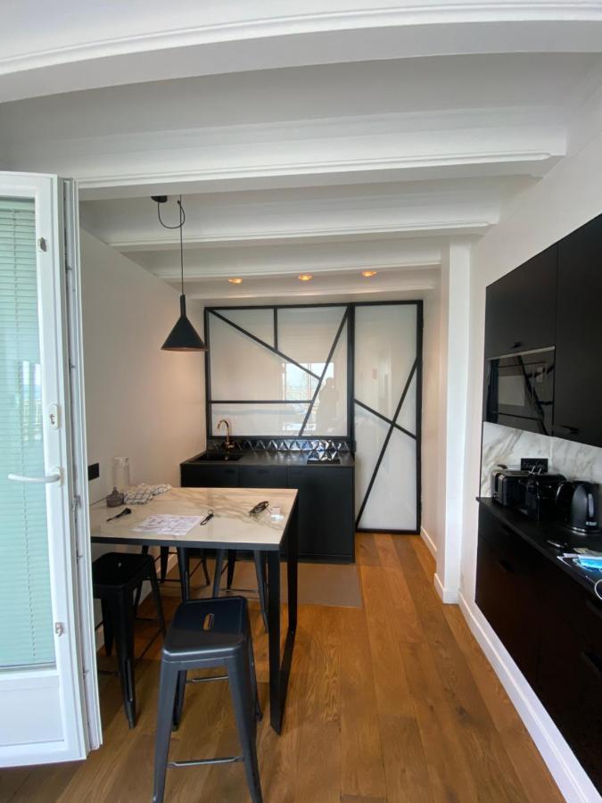 Appartement Face Mer Avec Terrasse Et Parking Trouville-sur-Mer Eksteriør billede
